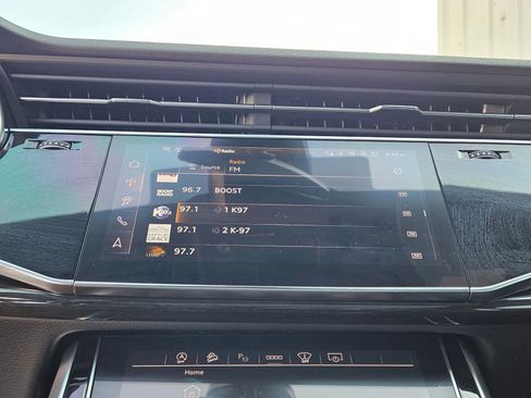 Used 2025 Audi Q7 3.0T Prestige image 19