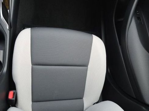 Used 2023 Toyota Corolla LE image 19