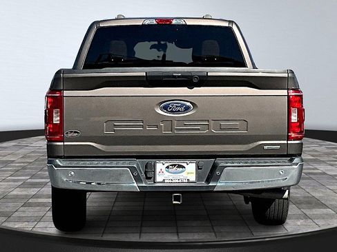 Used 2022 Ford F150 XLT w/ Trailer Tow Package image 5