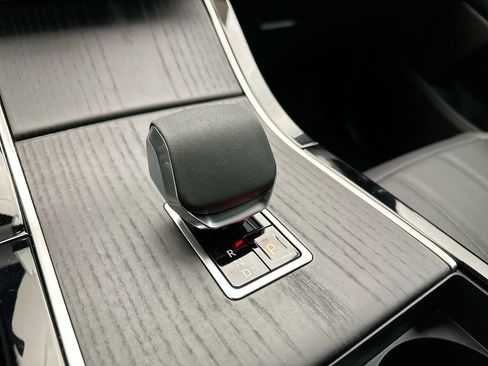 Certified 2026 Land Rover Range Rover Evoque S AWD/4WD image 10