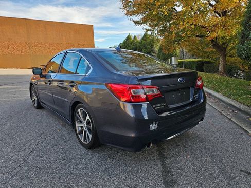 Used 2017 Subaru Legacy 3.6R Limited AWD/4WD image 3