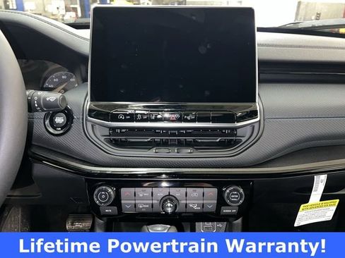 New 2026 Jeep Compass Limited image 21