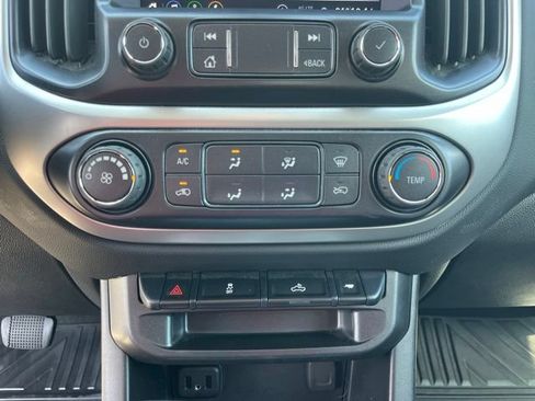 Used 2021 Chevrolet Colorado LT RWD image 23