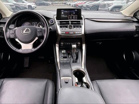 Used 2018 Lexus NX 300h AWD image 17