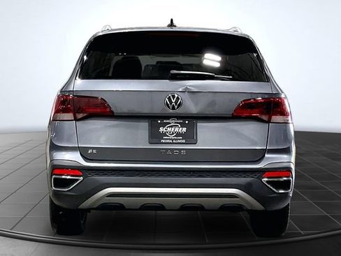 Used 2022 Volkswagen Taos SE image 4