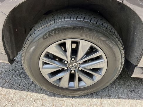 Used 2025 INFINITI QX80 Pure RWD image 15