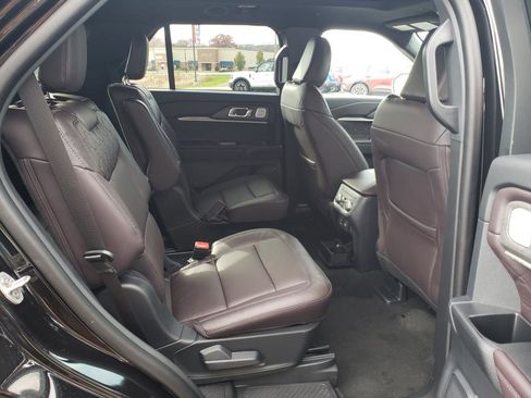 New 2026 Ford Explorer Platinum w/ LUX Leather Package image 20
