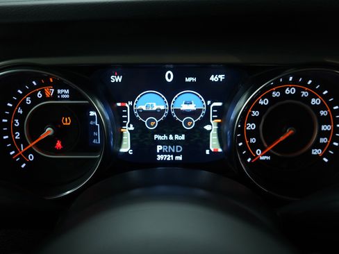 Used 2021 Jeep Gladiator Sport image 25