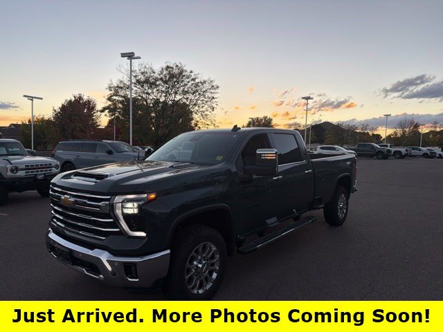 Used 2025 Chevrolet Silverado 3500 LTZ w/ LTZ Premium Package AWD/4WD image 1