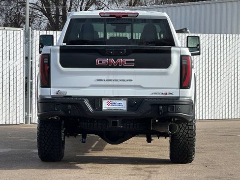 New 2026 GMC Sierra 2500 AT4X w/ AT4X AEV Edition image 5