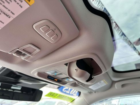 Used 2025 Ford Mustang Mach-E Premium image 30