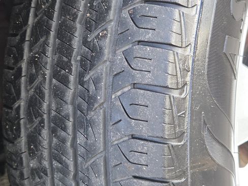 Used 2017 Kia Sedona LX w/ LX Essentials Premium Package image 12