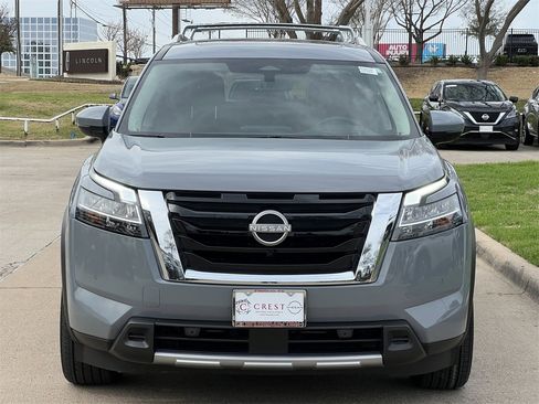 Certified 2023 Nissan Pathfinder Platinum w/ Cargo Package image 6