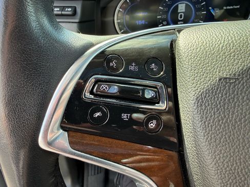 Used 2019 Cadillac Escalade Premium Luxury image 23