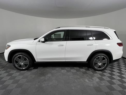 New 2025 Mercedes-Benz GLS 450 4MATIC image 9