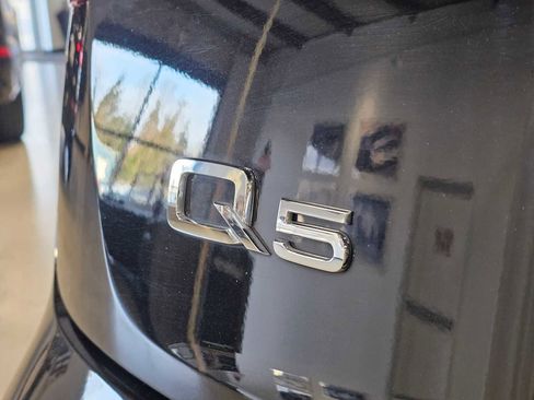 Used 2023 Audi Q5 2.0T Premium w/ Convenience Package image 15