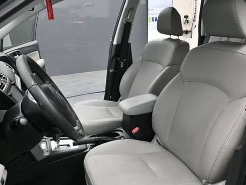 Used 2016 Subaru Forester 2.5i Limited AWD/4WD image 24