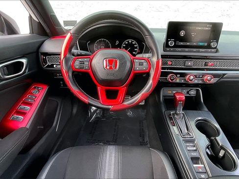 Used 2024 Honda Civic Sport image 4