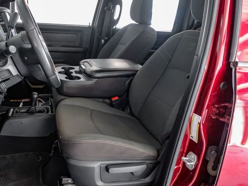 Used 2024 RAM 3500 Tradesman w/ Chrome Appearance Group AWD/4WD image 30
