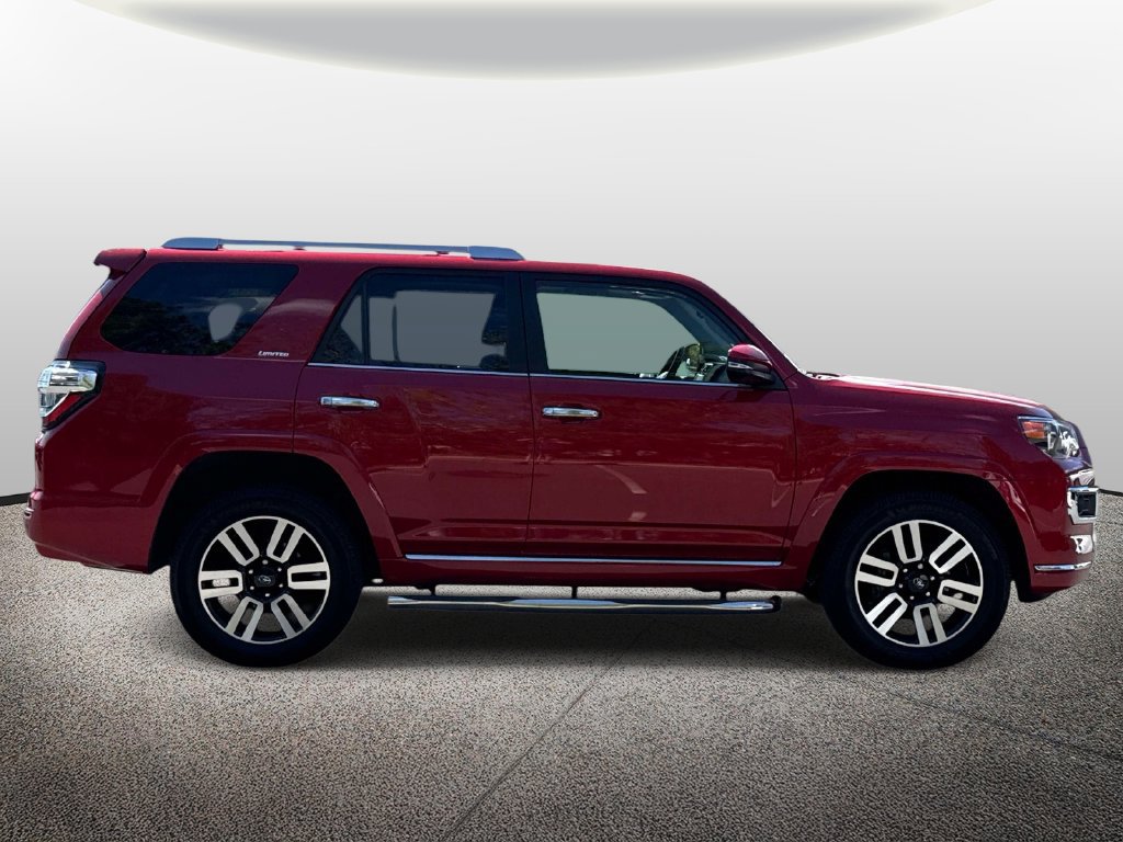 Used 2022 Toyota 4Runner Limited AWD/4WD image 10