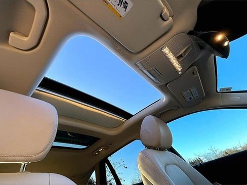 Certified 2022 Mercedes-Benz GLC 300 300 image 30