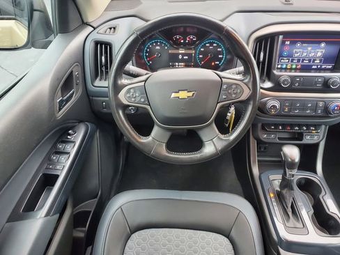 Used 2022 Chevrolet Colorado Z71 image 18