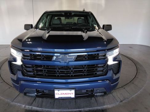 Used 2023 Chevrolet Silverado 1500 RST w/ Convenience Package II image 3