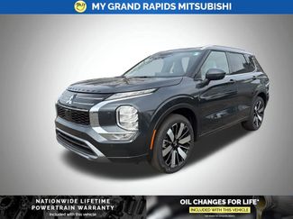 New 2026 Mitsubishi Outlander SEL AWD/4WD video 3