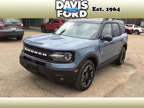 New 2026 Ford Bronco Sport Outer Banks w/ Outer Banks Tech Package+ AWD/4WD image 1