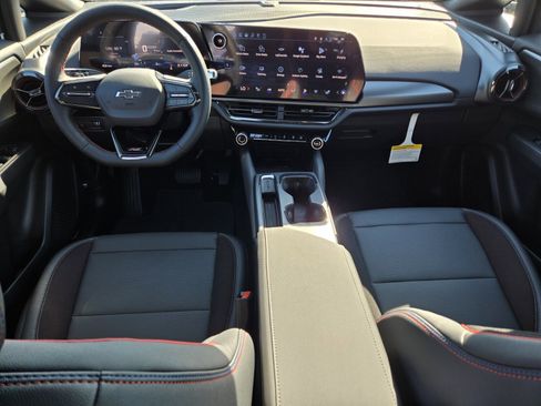 New 2026 Chevrolet Equinox EV RS image 8