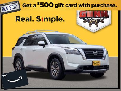 Used 2025 Nissan Pathfinder SL