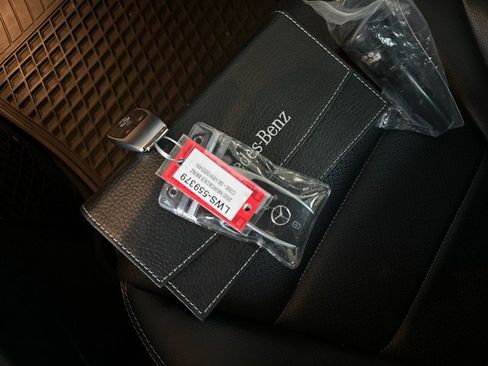 Used 2020 Mercedes-Benz C 300 4MATIC Sedan image 31