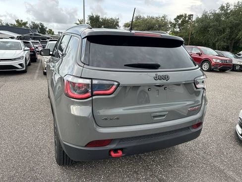 Used 2021 Jeep Compass Trailhawk AWD/4WD image 9