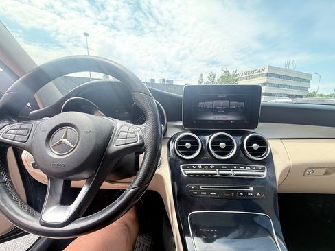 Used 2015 Mercedes-Benz C 300 4MATIC Sedan image 17