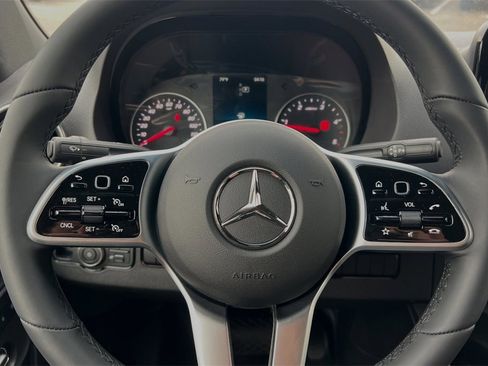 Used 2024 Mercedes-Benz Sprinter 2500 image 23