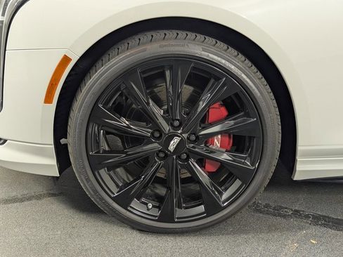 Used 2022 Cadillac CT4 V image 10