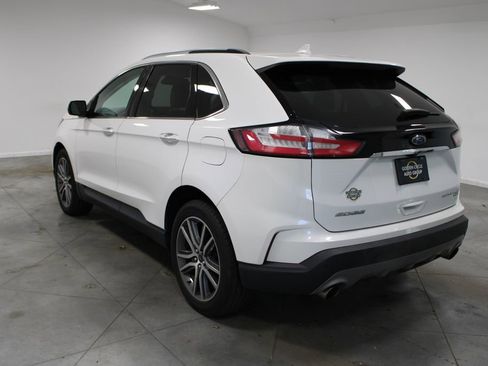Used 2020 Ford Edge Titanium image 7