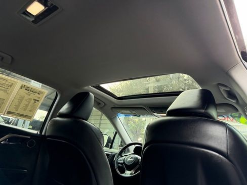 Used 2017 Lexus RX 350 FWD w/ Premium Package image 32