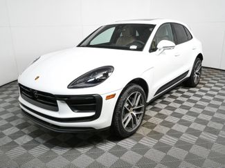 New 2026 Porsche Macan AWD/4WD video 1