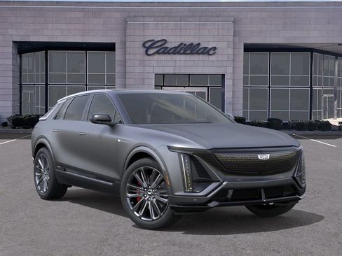 New 2026 Cadillac Lyriq V AWD/4WD image 7