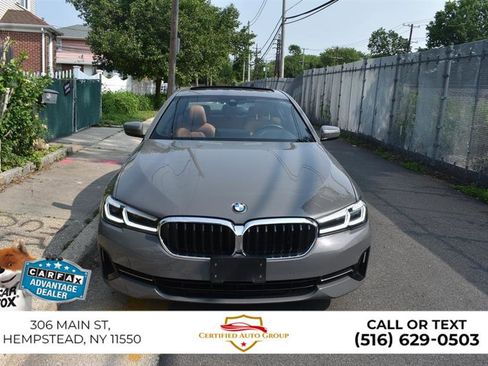 Used 2023 BMW 530i w/ Premium Package image 3