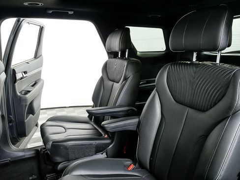 Used 2023 Hyundai Palisade Calligraphy w/ Cargo Package image 23