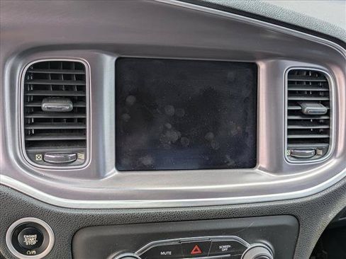 Used 2019 Dodge Charger GT RWD image 8