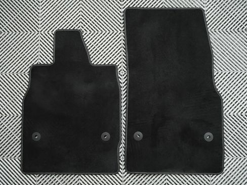 Used 2023 Chevrolet Corvette Stingray Premium Cpe w/ 3LT image 99