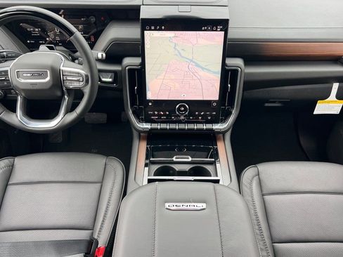 New 2026 GMC Yukon Denali w/ Denali Reserve Package image 10
