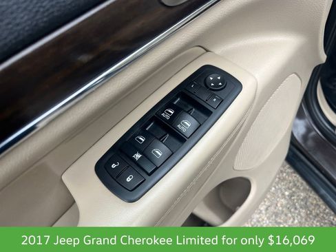 Used 2017 Jeep Grand Cherokee Limited AWD/4WD image 12