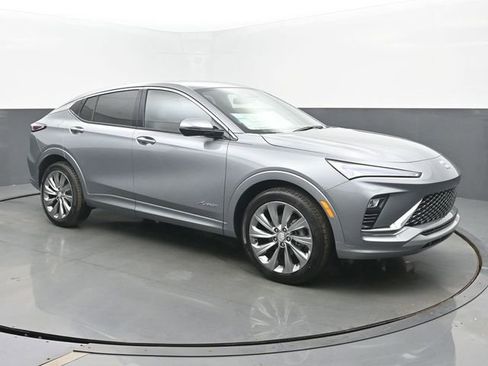 New 2026 Buick Envista Avenir FWD image 7