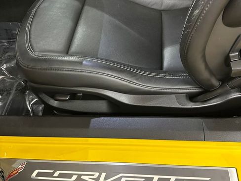 Used 2015 Chevrolet Corvette Stingray Coupe w/ ZF1 Appearance Package RWD image 11