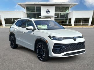 New 2026 Volkswagen Tiguan SEL R-Line video 1