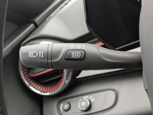 New 2026 Chevrolet Trax RS w/ Driver Confidence Package image 18